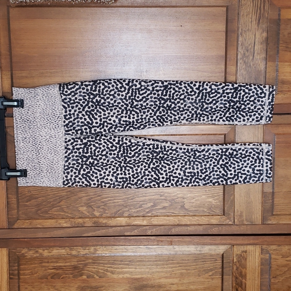 Lululemon Wunder Under Crop II Leggings Sz 4